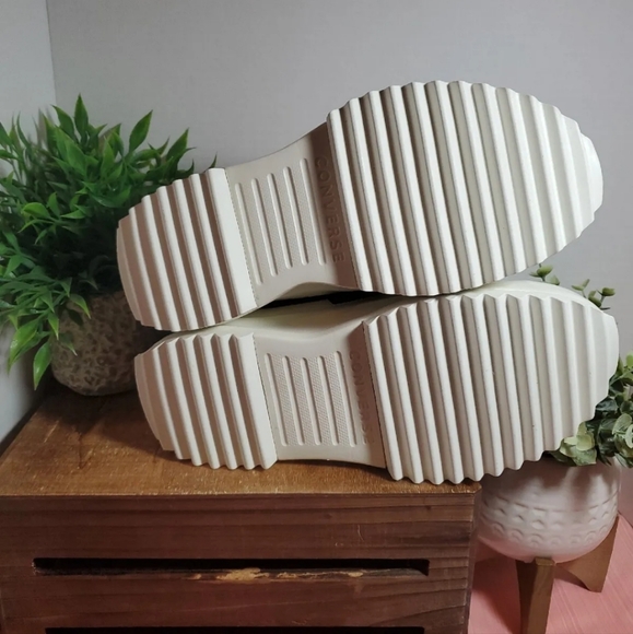 Converse Run Star Hike Platform Unisex Mens 8 = Womens 9.5 /A04299C - Picture 8 of 10